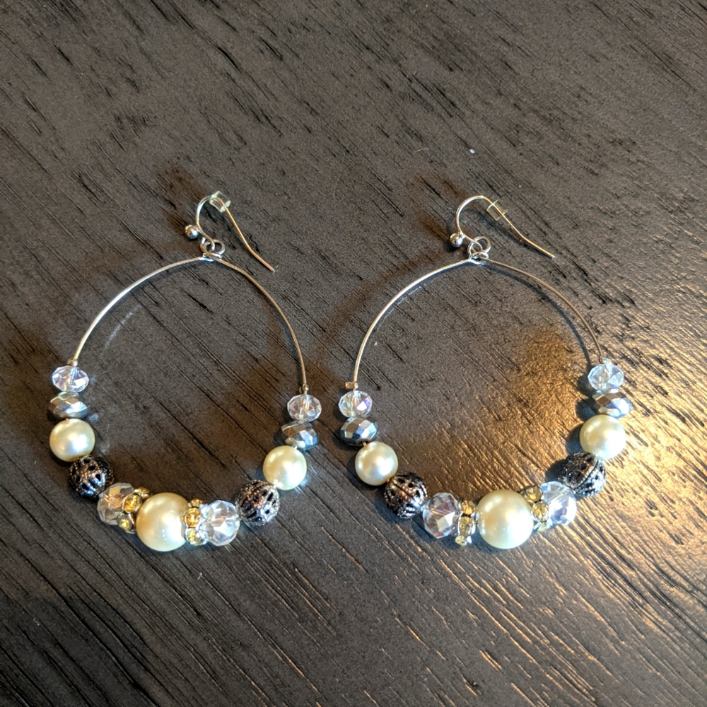 Earring lot